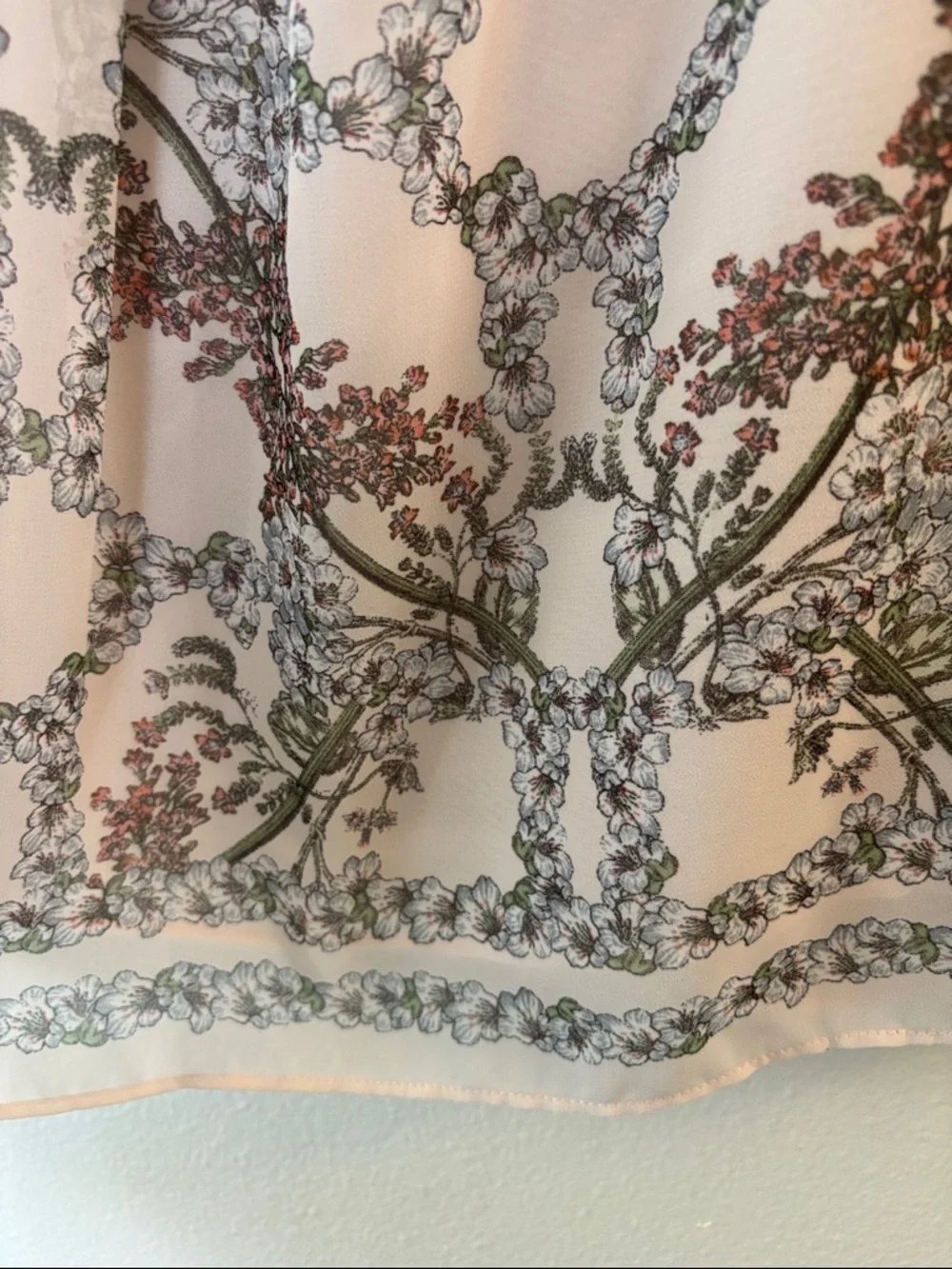 NWOT Max Studio Blush Pink Floral Ruffle Tie-Neck Peep Camisole - Picture 3 of 7